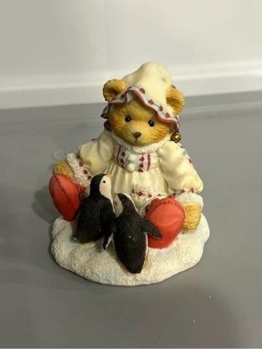 Cherished Teddies 141194 Kristen Hugs Of Love Figurine Bear Penguins Box & COA